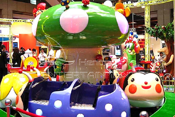 ladybug kids ride popular in the carnival