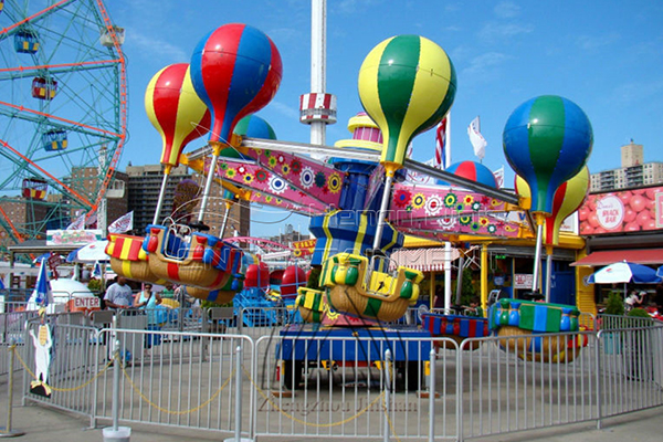 samba balloon amusement ride used in the amusement park